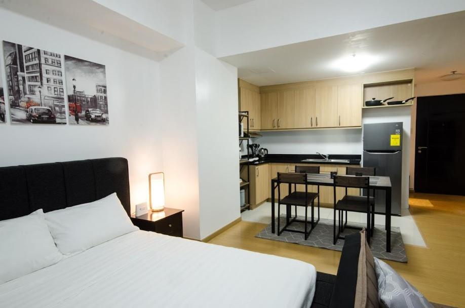 Prime Avant Bgc Location Apartments By Ph Staycation Manila Ngoại thất bức ảnh