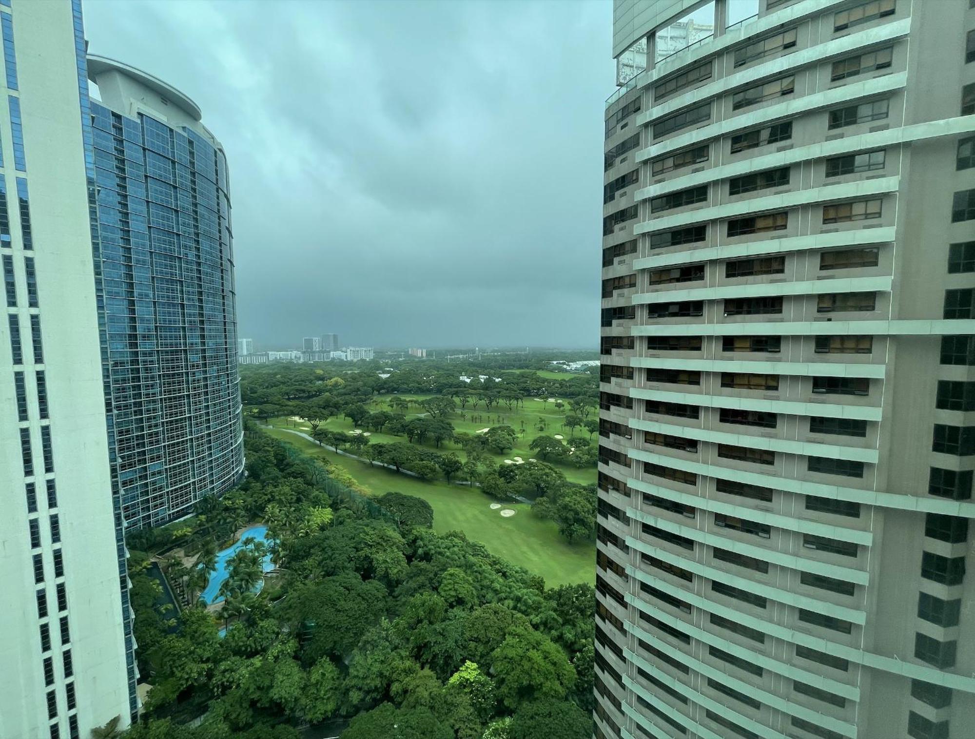 Prime Avant Bgc Location Apartments By Ph Staycation Manila Ngoại thất bức ảnh
