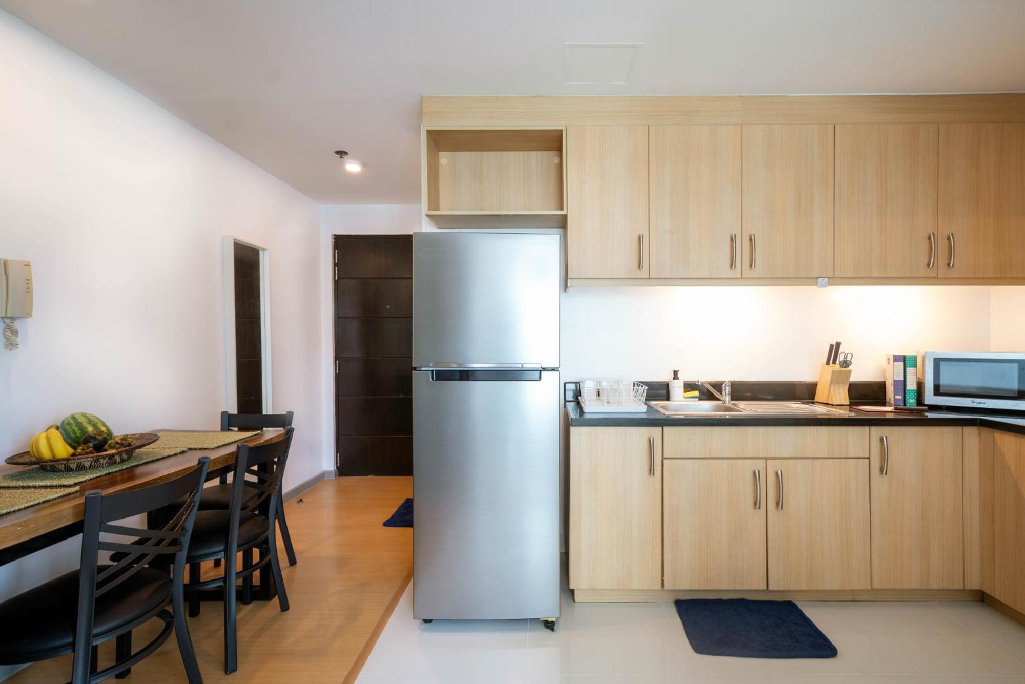 Prime Avant Bgc Location Apartments By Ph Staycation Manila Ngoại thất bức ảnh